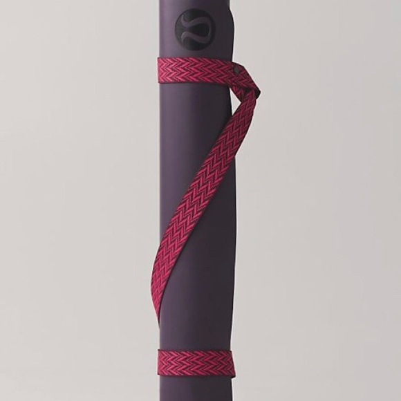 Lulu Lemon Loop it Up Mat Strap